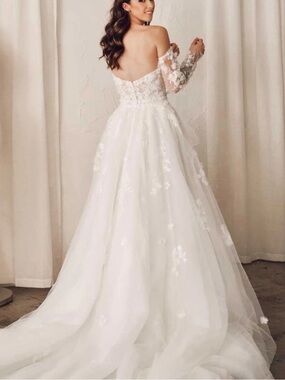 Martina Liana 1599 Bridal Gown- Short/Floor Length Overskirt Fall 2023